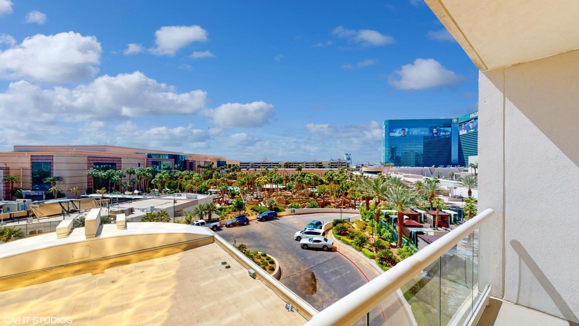 Lady Luck'S Vista - Private Balcony - Full Kitchen - Two Full Baths - Jetted Tub - Full Mgm Grand Resort Access W No Resort Fee At Mgm Signature Las Vegas Exterior foto